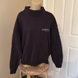 Essential LS Sweat Shirt